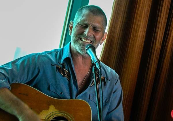 Las Vegas Songwriters Festival 2026 - Day 2 Las Vegas Songwriters Festival 2026 - Day 2 at Mandalay Bay Resort & Casino. 21 Aug 2026 Pictured: Dave Pahanish.  Copyright: xThexMegaxAgencyxMBS MEGAx