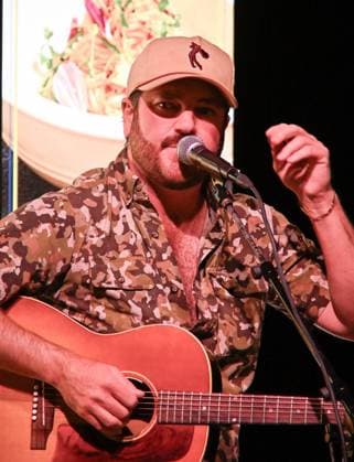 Las Vegas Songwriters Festival 2026 - Day 2 Las Vegas Songwriters Festival 2026 - Day 2 at Mandalay Bay Resort & Casino. 21 Aug 2026 Pictured: Tyler Reeve.  Copyright: xThexMegaxAgencyxMBS MEGAx
