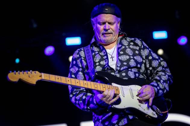 WAR live at Vilar de Mouros Festival - 21 Aug 2026 Guitarist James Zota Baker of the American funk?rock band WAR performs during the fourth day of the Vilar de Mouros Festival. Vilar de Mouros Portugal Copyright: xDiogoxBaptistax xSOPAxImagesx DB_War20260820_032