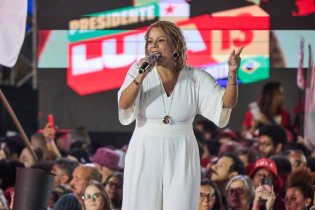 BELO HORIZONTE, MG - 21.08.2026: LULA EM BELO HORIZONTE - In the photo, Senate candidate Ãurea Carolina. President Luiz Inacio Lula da Silva gathered a crowd of supporters at a political event in Praca da Estacao, in the center of Belo Horizonte MG. The event marked the launch of Patrus Ananias& 39; campaign for the government of Minas Gerais and brought together militants and allied leaders, it took place this Friday night (21). x3002092x  AllanxCalisto
