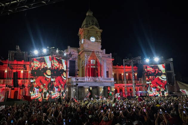 BELO HORIZONTE, MG - 21.08.2026: LULA EM BELO HORIZONTE - President Luiz Inacio Lula da Silva gathered a crowd of supporters at a political event in Praca da Estacao, in the center of Belo Horizonte MG. The event marked the launch of Patrus Ananias& 39; campaign for the government of Minas Gerais and brought together militants and allied leaders, it took place this Friday night (21). x3002124x  AllanxCalisto
