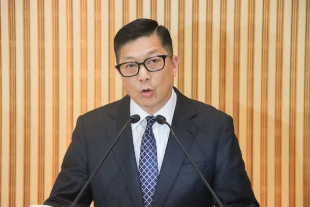 HONG KONG-DAILY HK-ALLIANCE-VERDICT A close-up view shows Secretary for Security Chris Tang Ping-keung speaking to the media regarding the guilty verdict in the Hong Kong Alliance subversion trial on August 21, 2026 in Hong Kong. He stated that the verdict upholds legal justice and emphasized that the government will strictly prevent and combat any attempts to subvert state power. (Photo by Gordon Choi TMHK via Nexpher Images) Hong Kong