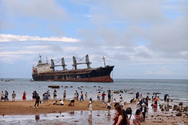China Derelict Steel Attraction A view of the deserted Panama-flagged cargo ship Blueways, which ran aground on a beach during a typhoon in September 2022, in Weihai, in eastern China s Shandong province, Friday, Aug. 21, 2026. The derelict steel hulk has since become a local tourist attraction., Credit:JASON ZHAO Utuku Feature China Avalon CHINA, SHANDONG, WEIHAI  Copyright: xJASONxZHAOx xUtuku FeaturexChinax xAvalonx 1127143339