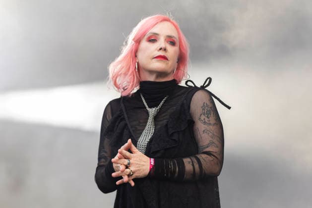 Slowdive perform at Wythenshawe Park Rachel Goswell of Slowdive performs at Wythenshawe Park, Manchester, England, 21st August 2026, Credit:Mike Gray MIKE GRAY - B4227 Avalon  Copyright: xMikexGrayx xMIKExGRAYx-xB4227x xAvalonx 1127052517