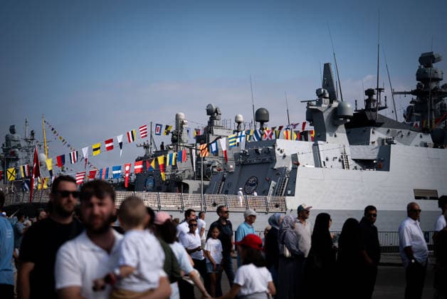 TEKNOFEST Blue Homeland KOCAELI, TURKIYE - AUGUST 22: TEKNOFEST Blue Homeland continues at the Golcuk Naval Shipyard Command in Kocaeli, Turkiye, on August 22, 2026. Organized under the main leadership of the Turkish National Defense Ministry and the Turkish Technology Team Foundation (T3 Foundation), with Anadolu as the Global Communication Partner, the event showcases Turkiye s maritime power, defense capabilities, and indigenous technologies. Gathering technology and defense industry enthusiasts around a maritime focus, the festival will welcome visitors through August 23. Betul Abali Anadolu Kocaeli Turkey. Editorial use only. Please get in touch for any other usage.  Copyright: x2026xAnadoluxBetulxAbalix