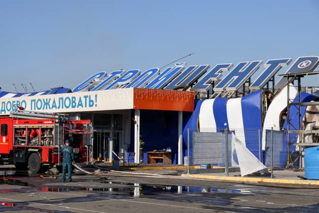 RUSSIA, MELITOPOL - AUGUST 22, 2026: A store of the DIY and building materials suffers damage following a Ukrainian military strike Melitopol Russia  - ZUMAt113 20260822_zaa_t113_021 Copyright: xAlexanderxPolegenkox