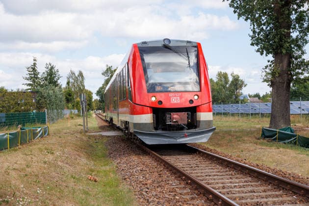 22.08.2026 - Zugunfall in Eggesin in der Wiesenstraße. An einem unbeschrankten Bahnübergang stieß eine Regionalbahn der Linie RE4 mit einem Auto zusammen Eggesin Mecklenburg-Vorpommern Deutschland *** August 22, 2026: Train accident in Eggesin on Wiesenstraße. A regional train on the RE4 line collided with a car at an unguarded railroad crossing. Eggesin, Mecklenburg-Western Pomerania, Germany