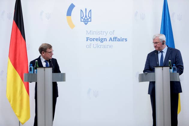 Foreign Minister of Ukraine Andrii Sybiha (R) and Federal Minister for Foreign Affairs of Germany Johann Wadephul hold a joint news conference following their negotiations, Kyiv, Ukraine, August 22, 2026. The talks focused on strengthening defence support for Ukraine, protecting critical infrastructure, preparing for winter, and diplomatic steps to end the war. The German Foreign Minister’s visit took place on the eve of the 35th anniversary of Ukraine’s independence, amid another wave of massive Russian attacks on civilian targets. (Photo by Hennadii Minchenko Ukrinform) Joint news conference of Ukrainian and German Foreign Ministers in Kyiv  Copyright: xHennadiixMinchenkox