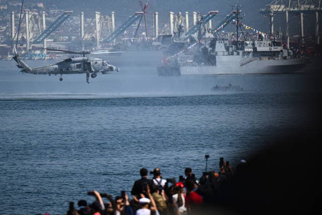 TEKNOFEST Blue Homeland KOCAELI, TURKIYE - AUGUST 22: Underwater Offstage (SAT) and Underwater Defense (SAS) commandos of the Turkish Naval Forces perform military demonstrations during the TEKNOFEST Blue Homeland at the Golcuk Naval Shipyard Command in Kocaeli, Turkiye, on August 22, 2026. Organized under the main leadership of the Turkish National Defense Ministry and the Turkish Technology Team Foundation (T3 Foundation), with Anadolu as the Global Communication Partner, the event showcases Turkiye s maritime power, defense capabilities, and indigenous technologies. Gathering technology and defense industry enthusiasts around a maritime focus, the festival will welcome visitors through August 23. Akin Celiktas Anadolu Kocaeli Turkey. E  Copyright: x2026xAnadoluxAkinxCeliktasx