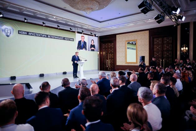 Johann Wadephul (CDU), Bundesaussenminister, besucht das IX. Internationale Veteranenforum der Ukraine. Kyjiw, 22.08.2026. Fotografiert im Auftrag des Auswaertigen Amtes Kyjiw Ukraine *** Johann Wadephul (CDU), Federal Minister of Foreign Affairs, visits the 9th International Veterans Forum of Ukraine in Kyiv, August 22, 2026. Photographed on behalf of the Federal Foreign Office in Kyiv, Ukraine. Copyright: xThomasxTrutschel AAx