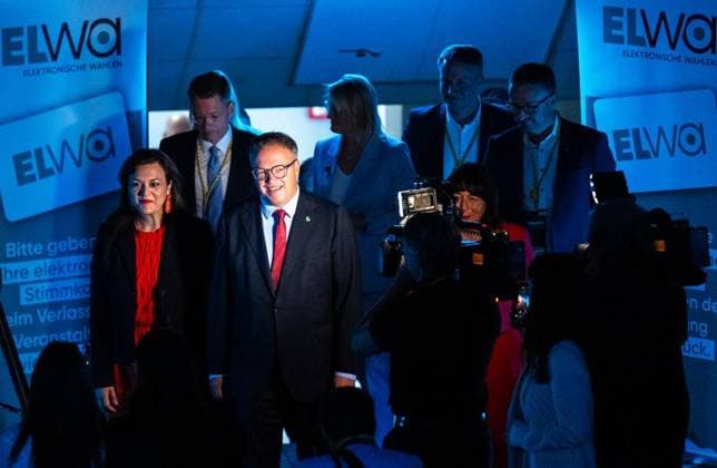 41. LANDESPARTEITAG DER CDU THÜRINGEN IN EISENACH ** NUR FÜR REDAKTIONELLE ZWECKE ** EDITORIAL USE ONLY **<p>22 08 2026-Eisenach: 41. Landesparteitag der CDU Thüringen in der Werner-Aßmann-Halle in Eisenach im Foto: Ministerpräsident Mario Voigt (CDU) und Franziska Hoppermann, Generalsekretärin der CDU Deutschlands zu Beginn des Parteitags Deutschland Thueringen Eisenach Copyright: SaschaxFromm *** 41ST STATE PARTY CONVENTION OF THE CDU THÜRINGEN IN EISENACH ** FOR EDITORIAL PURPOSES ONLY ** EDITORIAL USE ONLY ** p 22 08 2026 Eisenach 41st State Party Convention of the CDU Thuringia at the Werner Aßmann Halle in Eisenach; pictured: Minister President Mario Voigt (CDU) and Franziska Hoppermann, Secretary General of the CDU of Germ Copyright: SaschaxFromm doc879p06g0gwy17iw1rito ,EDITORIAL USE ONLY