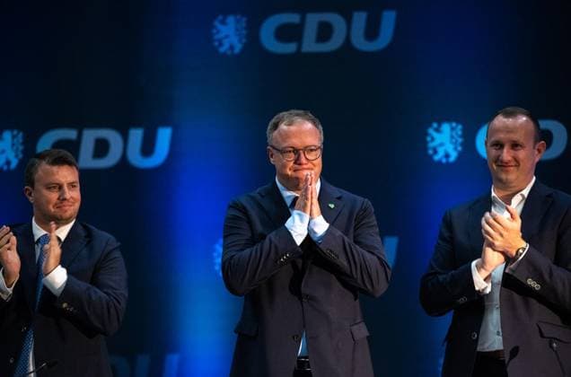 41. LANDESPARTEITAG DER CDU THÜRINGEN IN EISENACH ** NUR FÜR REDAKTIONELLE ZWECKE ** EDITORIAL USE ONLY **<p>22 08 2026-Eisenach: 41. Landesparteitag der CDU Thüringen in der Werner-Aßmann-Halle in Eisenach im Foto: Ministerpräsident Mario Voigt (CDU), Niklas Waßmann (CDU), Christian Herrgott (CDU) Deutschland Thueringen Eisenach Copyright: SaschaxFromm *** 41ST STATE PARTY CONVENTION OF THE CDU THURINGIA IN EISENACH ** FOR EDITORIAL USE ONLY ** EDITORIAL USE ONLY ** p 22 08 2026 Eisenach 41st State Party Convention of the CDU Thuringia at the Werner Aßmann Halle in Eisenach; pictured: Minister President Mario Voigt (CDU), Niklas Waßmann (CDU), Christian Herrgott (CDU Germany) Thuringia Eisenach Copyright SaschaxFromm Copyright: SaschaxFromm doc879p04drxyrrorh4it1 ,EDITORIAL USE ONLY