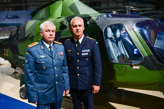 LINKÖPING 20260822 För att fira att det svenska flygvapnet fyller 100 ar 2026 jubilerade man med intensiva flygdagar pa Malmens flygplats i Linköping under lördag och söndag. Ukrainas flygvapenchef Anatolij Kryvonozjko fanns ocksa pa plats i Linköping där han bland annat träffade flygvapenchefen Jonas Wikman. LINKÖPING SVERIGE x10030x *** LINKÖPING, August 22, 2026 — To celebrate the 100th anniversary of the Swedish Air Force in 2026, a series of action-packed air shows were held at Malmen Airport in Linköping on Saturday and Sunday. Anatoliy Kryvonoz, Commander of the Ukrainian Air Forcewas also present in Linköping, where he met with Air Force Chief Jonas Wikman, among others. LINKÖPING, SWEDEN x10030x  Copyright: xJonasxEkströmer TTx FLYGDAGAR LINKÖPING QVSadGQHOd8
