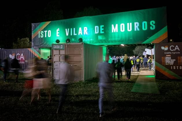 Icelandic blues?rock band Kaleo performs in Vilar de Mouros, Portugal - 22 Aug 2026 Festival goers leave the venue after the performance of the Icelandic blues?rock band Kaleo during the fourth day of the Vilar de Mouros Festival. Vilar de Mouros Portugal Copyright: xDiogoxBaptistax xSOPAxImagesx DB_KALEO20260821_039