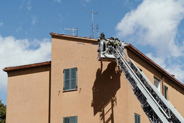 IPA87690663 - Perugia Via G. Battista Vico Pallotta neighborhood an explosion on the top floor of an apartment building; two people in critical condition were taken to the hospital. Part of the roof collapsed.  Copyright: xemanuelaxbianconix xx 87690663