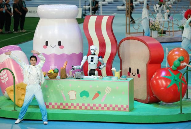 (260822) -- BEIJING, Aug. 22, 2026 -- Humanoid robots and artists perform during the opening ceremony of the 2nd World Humanoid Robot Games in Beijing, capital of China, Aug. 22, 2026. ) (SP)CHINA-BEIJING-WORLD HUMANOID ROBOT GAMES-OPENING CEREMONY (CN) ZhangxChenlin 
