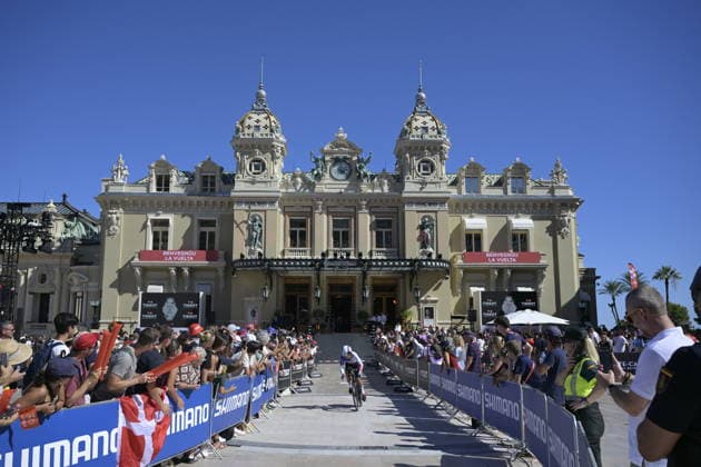 Start of the Vuelta a Espana in Monaco A cyclist at the start of the Vuelta a Espana at the Monte Carlo Casino on August 22, 2026, in Monaco, France. The 2026 Vuelta a Espana begins today, August 22, in Monaco and ends on Sunday, September 13, in Granada. There will be 21 stages, 3,275 km, and more than 58,000 meters of cumulative elevation gain. For the first time, the final finish will not be in Madrid, but near the Alhambra. AUGUST 22, 2026 CYCLING TOUR ROYALTY CYCLING BIKES BICYCLES TIME TRIAL START FIRST STAGE MONACO TOUR CASINO Monaco France Monaco France Spain  Copyright: xLaurentxCoustx xEuropaxPressx 7726089