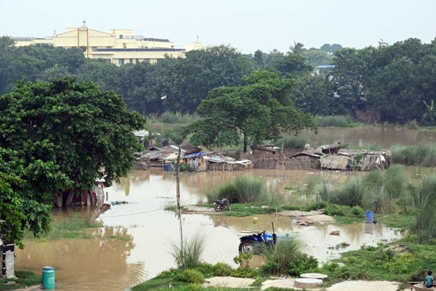 Water level of River Ganga rises in Patna Patna, Aug 22 (ANI): A view of partially submerged huts as water level rises, in Patna on Saturday. Patna Bihar India Copyright: xANIx ANI_20260822150