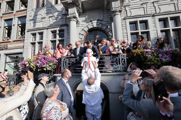 This image shows the 2026 edition of the Ducasse festivities with the marriage of the two giants, Monsieur et Madame Goliath , in Ath, on Saturday 22 August 2026.  NICOLASxMAETERLINCK 184002749
