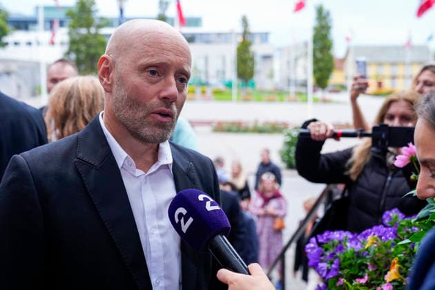 Rod loper for Amandaprisen 2026 Haugesund 20260822. Aksel Hennie ankommer Amandaprisen 2026 som deles ut pa Festiviteten i Haugesund lordag kveld. Foto: Jan Kare Ness NTB Haugesund Norge MqqHX7G4hkA EDITORIAL USE ONLY Ref:_ENTMqqHX7G4hkA.jpg *** Rod is a nominee for the 2026 Amanda Award Haugesund 20260822 Aksel Hennie arrives at the 2026 Amanda Awards ceremony, held at Festiviteten in Haugesund on Saturday evening. Photo: Jan Kare Ness, NTB, Haugesund, Norway MqqHX7G4hkA EDITORIAL USE ONLY Ref ENTMqqHX7G4hkA jpg  Copyright: xJanxKarexNessx xNTBx