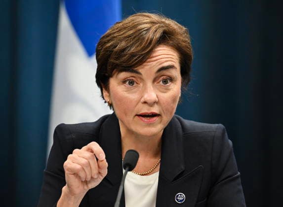 August 22, 2026, Montreal, Pq, Canada: Quebec Premier Christine Frechette speaks during a news conference in response to the breakdown of Canada-US trade negotiations, in Montreal, on Saturday, Aug. 22, 2026. Montreal Canada  - ZUMAc35_ 20260822_zaf_c35_023 Copyright: xGrahamxHughesx