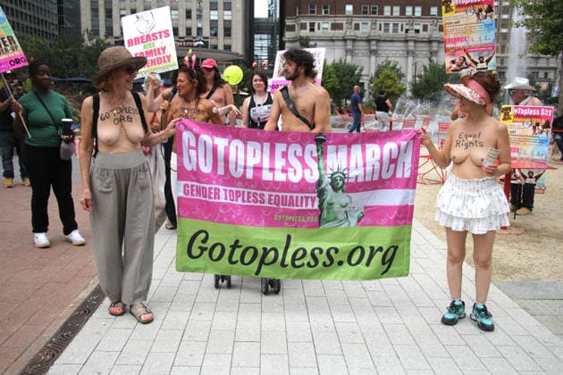 August 22, 2026, Philadelphia, Pennsylvania, U.S.A: Philadelphia, Pennsylvania August 22, 2026.-- GoTopless, a women s rights organization, will geld its first civil rights march in Philadelphia, PA to claim women s constitutional right to go topless in public based on gender equality. The event marks the 19th annual GoTopless Day, held across the U.S. and internationally. Philadelphia U.S.A - ZUMAc272 20260822_znp_c272_016 Copyright: xEmilyxCotlerx