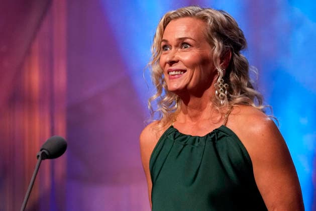 Amandaprisen 2026 Haugesund 20260822. Line Verndal deler ut prisen for beste filmmanus under Amandaprisen. Amandaprisen 2026 deles ut i Festiviteten i Haugesund lordag kveld. Foto: Jan Kare Ness NTB Haugesund Norge 2yMclprffbA EDITORIAL USE ONLY Ref:_ENT2yMclprffbA.jpg *** Amanda Awards 2026 Haugesund 20260822 Line Verndal presents the award for best screenplay at the Amanda Awards The 2026 Amanda Awards will be presented at Festiviteten in Haugesund on Saturday evening Photo: Jan Kare Ness, NTB Haugesund Norway 2yMclprffbA EDITORIAL USE ONLY Ref ENT2yMclprffbA jpg  Copyright: xJanxKarexNessx xNTBx