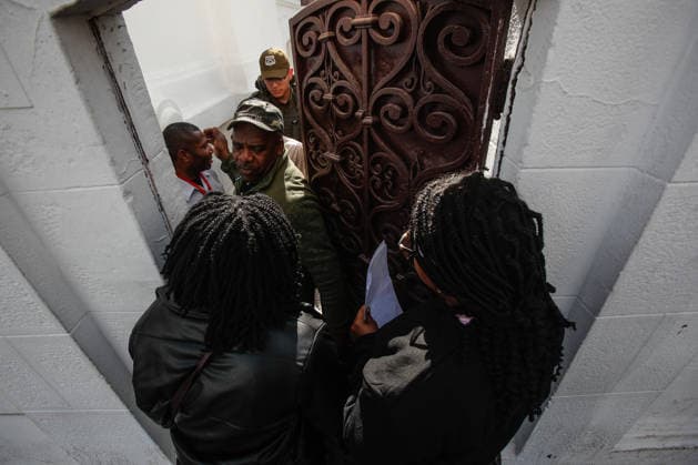 Santiago, August 22, 2026 The Haitian Embassy in Santiago is stormed by Haitian citizens due to issues with embassy staff and excessive fees for the paperwork required to work in Chile. Diego Martin Aton Chile, Aton 1182673 jpeg  Copyright: DIEGOxMARTIN ATONxCHILE