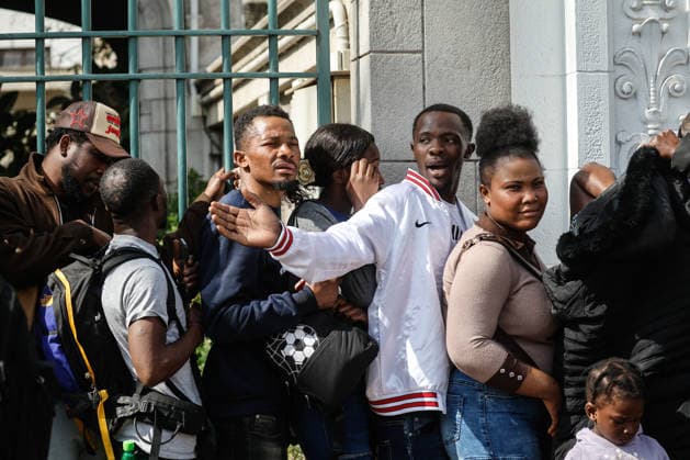 Santiago, August 22, 2026 The Haitian Embassy in Santiago is stormed by Haitian citizens due to issues with embassy staff and excessive fees for the paperwork required to work in Chile. Diego Martin Aton Chile, Aton 1182679 jpeg  Copyright: DIEGOxMARTIN ATONxCHILE