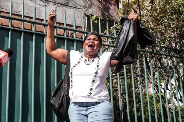 Santiago, August 22, 2026: The Haitian Embassy in Santiago is stormed by Haitian citizens due to issues with embassy staff and excessive fees for the paperwork required to work in Chile. Diego Martin Aton, Chile; Aton 1182706 jpeg  Copyright: DIEGOxMARTIN ATONxCHILE