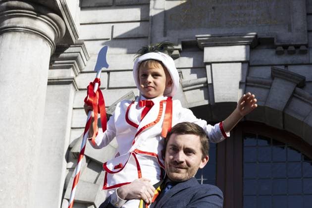 Le Berger David and Florent Van Grootenbrulle pictured during the 2026 edition of the Ducasse festivities with the marriage of the two giants, Monsieur et Madame Goliath , in Ath, on Saturday 22 August 2026.  NICOLASxMAETERLINCK 184020829