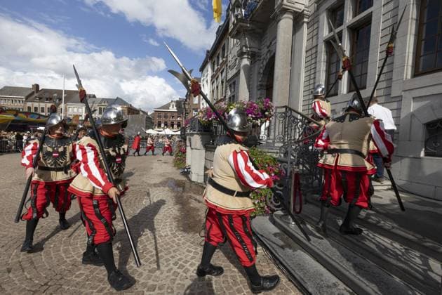 This image shows the 2026 edition of the Ducasse festivities with the marriage of the two giants, Monsieur et Madame Goliath , in Ath, on Saturday 22 August 2026.  NICOLASxMAETERLINCK 184020627