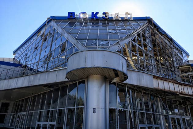 The terminal of the Rozdilna railway station is damaged by a nighttime Russian drone attack, Odesa region, Ukraine, August 22, 2026. The drone carried out a targeted strike, flying directly into the station building. The blast wave and ensuing fire destroyed glazing and damaged internal structures and administrative offices. Passenger boarding and disembarkation on the platforms continues as normal. No injuries or fatalities were reported among passengers or railway staff. (Photo by Nina Liashonok Ukrinform) Russian drone hits railway station building in Odesa region  Copyright: xNinaxLiashonokx