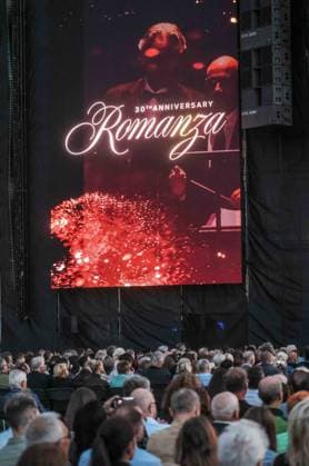 22.08.2026, Wien, AUT, Konzert, Andrea Bocelli, Ernst Happel Stadion, Wien, Reportage, im Bild Andrea Bocelli, Konzert, Feature, Übersicht, *** August 22, 2026, Vienna, Austria, Concert, Andrea Bocelli, Ernst Happel Stadium, Vienna, Report, Pictured: Andrea Bocelli, Concert, Feature, Overview,