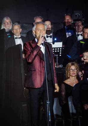 22.08.2026, Wien, AUT, Konzert, Andrea Bocelli, Ernst Happel Stadion, Wien, Reportage, im Bild Andrea Bocelli, Konzert, Feature, Übersicht, *** August 22, 2026, Vienna, Austria, Concert, Andrea Bocelli, Ernst Happel Stadium, Vienna, Report, Pictured: Andrea Bocelli, Concert, Feature, Overview,