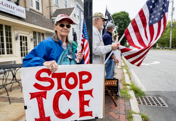 Aug. 22, 2026. Newburyport, MA. People stood out at Bartlett Mall to protest recent ICE actions in Newburyport stopthecoup handsoff nokings standupforimmigrants nofearstreettheater immigrantrights, humanrights, socialjustice, indivisible, noice EndICERaids ICE, dueprocess endice protectourdemocracy Resistance AntiTrump DumpTrump newburyportma Newburyport Massachusetts USA EDITORIAL USE ONLY Copyright: x x2026xMarilynxHumphriesx MARILYNxHUMPHRIESx mhphotos017108