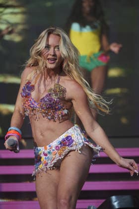 All Points East 2026 on Day 2 held at the Victoria Park Featuring: Zara Larsson Where: London, United Kingdom When: 22 Aug 2026 Credit: Alan West Cover Images EDITORIAL USE ONLY. NOT FOR USE BY NEWSPAPERS BASED IN THE UK. Copyright: xx coverimg55937311