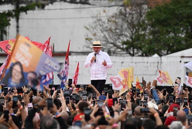 (260822) -- RIO DE JANEIRO, Aug. 22, 2026 -- Brazilian President Luiz Inacio Lula da Silva, presidential candidate of Brazil s ruling Workers Party, speaks during a campaign rally in Rio de Janeiro, Brazil, Aug. 22, 2026. ) BRAZIL-RIO DE JANEIRO-PRESIDENTIAL ELECTION-CAMPAIGN RALLY JinxHaoyuan 