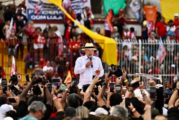 (260822) -- RIO DE JANEIRO, Aug. 22, 2026 -- Brazilian President Luiz Inacio Lula da Silva, presidential candidate of Brazil s ruling Workers Party, speaks during a campaign rally in Rio de Janeiro, Brazil, Aug. 22, 2026. ) BRAZIL-RIO DE JANEIRO-PRESIDENTIAL ELECTION-CAMPAIGN RALLY JinxHaoyuan 