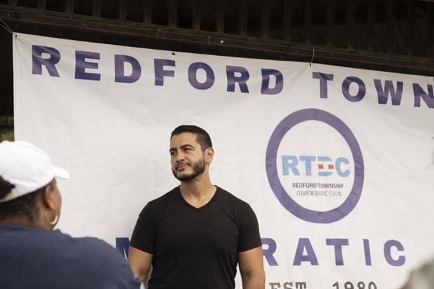 Michigan Democratic US Senate candidate El-Sayed addresses supporters at campaign event in Michigan REDFORD TOWNSHIP, MICHIGAN - AUGUST 22: Michigan Democratic US Senate candidate Abdul El-Sayed is seen during the Redford Township Democratic Club campaign cookout in Redford Township, Michigan, United States on August 22, 2026. Katie McTiernan Anadolu Michigan United States. Editorial use only. Please get in touch for any other usage.  Copyright: x2026xAnadoluxKatiexMcTiernanx