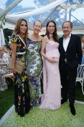 August 22, 2026, Southampton, Ny, USA: CRISTINA GREEVEN CUOMO , ANDREA GREEVEN DOUZET, ALINA DE ALMEIDA and JOHN PAULSON attend the Southampton Arts Center SummerFest Gala,.Southampton Arts Center, .Southampton, NY.August 22, 2026. . Southampton Arts Center SummerFest Gala,.Southampton Arts Center, .Southampton, NY.August 22, 2026. Southampton USA - ZUMAms4_ 20260822_faf_ms4_005 Copyright: xSoniaxMoskowitzxGordonx