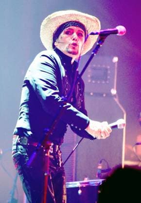 Adam Ant on stage for SQUEEZE - TRIED, TESTED AND TRIXIES in Concert, Fox Theatre, Atlanta, GA, August 22, 2026. Photo By: Derek Storm Everett Collection SQUEEZE - TRIED, TESTED AND TRIXIES in Concert PUBLICATIONXNOTxINxCANxCHNxFRAxITAxJPNxNORxPOLxRUSxESPxUKxUSA