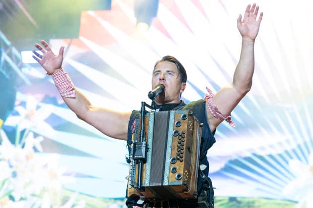 22.08.2026, Kitzbühel, Tennis Stadion, Kitzbühel Musikfestival,, Andreas Gabalier Kitzbühel Tennis Stadion Tirol Austria *** August 22, 2026, Kitzbühel, Tennis Stadium, Kitzbühel Music Festival, Andreas Gabalier, Kitzbühel Tennis Stadium, Tyrol, Austria  Copyright: xJustPictures.ch AlexanderxRaemyx