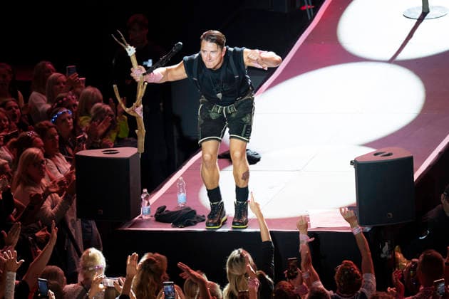 22.08.2026, Kitzbühel, Tennis Stadion, Kitzbühel Musikfestival,, Andreas Gabalier Kitzbühel Tennis Stadion Tirol Austria *** August 22, 2026, Kitzbühel, Tennis Stadium, Kitzbühel Music Festival, Andreas Gabalier, Kitzbühel Tennis Stadium, Tyrol, Austria Copyright: xJustPictures.ch AlexanderxRaemyx jp-de-AlRa-DSC03260
