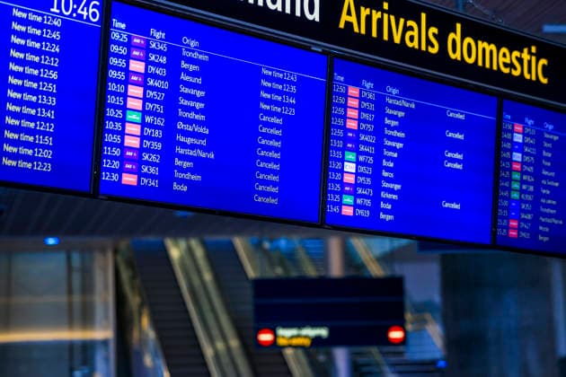 Flygelederforeningen gar ut i streik Gardermoen 20260823. Oslo lufthavn stenges fem timer sondag formiddag pa grunn av streik. Meklingen i oppgjoret for flygelederne pa norske flyplasser endte i brudd. Na er det streik blant flygeledere pa Gardermoen og pa Flesland. Foto: Amanda Pedersen Giske NTB Gardermoen Norge GWssT1meios EDITORIAL USE ONLY Ref:_BNCGWssT1meios.jpg *** Air Traffic Controllers Association Goes on Strike at Gardermoen 20260823 Oslo Airport Will Be Closed for Five Hours on Sunday Morning Due to a Strike. Mediation in the collective bargaining agreement for air traffic controllers at Norwegian airports ended in a breakdown. Now there is a strike among air traffic controllers at Gardermoenand at Flesland. Photo:  Copyright: xAmandaxPedersenxGiskexx xNTBx