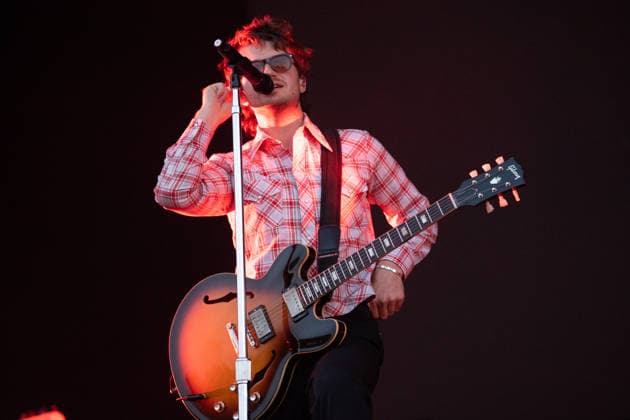 Djo Performs at All Points East Festival 2026 Saturday at Victoria Park, London, UK American actor and musician Djo (born Joseph David Keery aka Joe Keery) performs on the West Stage at All Points East Festival 2026 at Victoria Park, London, England, UK on Saturday 22 August 2026., Credit:Justin Ng Avalon UK, England, London, Victoria Park  Copyright: xJustinxNgx xAvalonx 1127663317