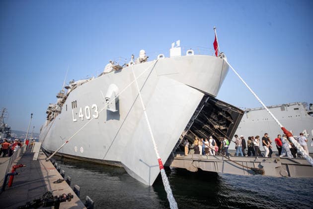 TEKNOFEST Blue Homeland KOCAELI, TURKIYE - AUGUST 23: Visitors exit TCG Sancaktar (L-403) via its stern ramp during TEKNOFEST Blue Homeland at the Golcuk Naval Shipyard Command in Kocaeli, Turkiye, on August 23, 2026. TCG Sancaktar carries out military missions including amphibious operations and mine-laying, and can also serve as a hospital, logistics support and evacuation ship in disaster zones. The event, organized under the leadership of the Turkish Ministry of National Defense and the Turkish Technology Team Foundation (T3 Foundation), with Anadolu serving as its Global Communication Partner, continues on its final day. Ibrahim Yozoglu Anadolu Kocaeli Turkey. Editorial use only. Please get in touch for any other usage.  Copyright: x2026xAnadoluxIbrahimxYozoglux