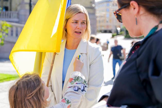 Markering av den ukrainske uavhengighetsdagen i Oslo Oslo 20260823. Guri Melby (V) under markering av den ukrainske uavhengighetsdagen pa Eidsvolls plass utenfor Stortinget i Oslo. Foto: Amanda Pedersen Giske NTB Oslo Norge iJ4q8vYl9Sg EDITORIAL USE ONLY Ref:_BNC_POLiJ4q8vYl9Sg.jpg *** Celebration of Ukrainian Independence Day in Oslo Oslo 20260823 Guri Melby V during the celebration of Ukrainian Independence Day at Eidsvolls plass outside the Storting in Oslo Photo: Amanda Pedersen Giske, NTB, Oslo, Norway iJ4q8vYl9Sg EDITORIAL USE ONLY Ref BNC POLiJ4q8vYl9Sg jpg  Copyright: xAmandaxPedersenxGiskex xNTBx