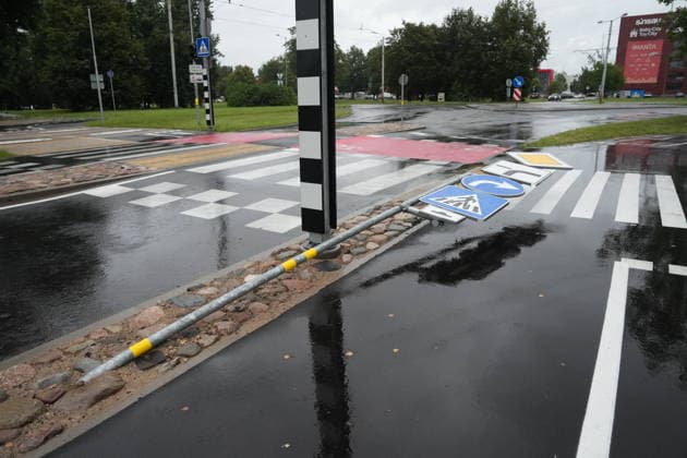 (260823) -- RIGA, Aug. 23, 2026 -- This photo taken on Aug. 23, 2026 shows the aftermath of a powerful storm in Riga, Latvia. A powerful cyclone swept northward across the three Baltic states on Saturday, killing two as strong winds, torrential rain and thunderstorms ravaged Lithuania, Latvia and Estonia. Meteorological data showed Saturday s storm was the most destructive to hit Latvia since January 2005. (Photo by Xinhua) LATVIA-RIGA-STORM-AFTERMATH EdijsxPalens 