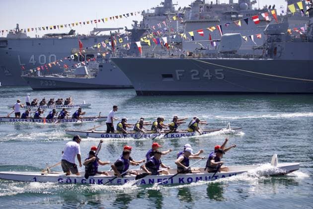 TEKNOFEST Blue Homeland KOCAELI, TURKIYE - AUGUST 23: Participants compete in dragon boat races during TEKNOFEST Blue Homeland, organized under the leadership of the Turkish Ministry of National Defense and the Turkiye Technology Team Foundation (T3 Foundation), with Anadolu as its Global Communications Partner, in Kocaeli, Turkiye, on August 23, 2026. Emre Ayvaz Anadolu Kocaeli Turkey. Editorial use only. Please get in touch for any other usage.  Copyright: x2026xAnadoluxEmrexAyvazx